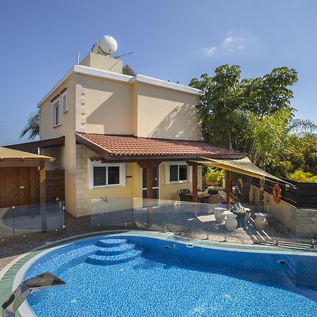 Ayia Napa Tropical Beach Villa Ngoại thất bức ảnh