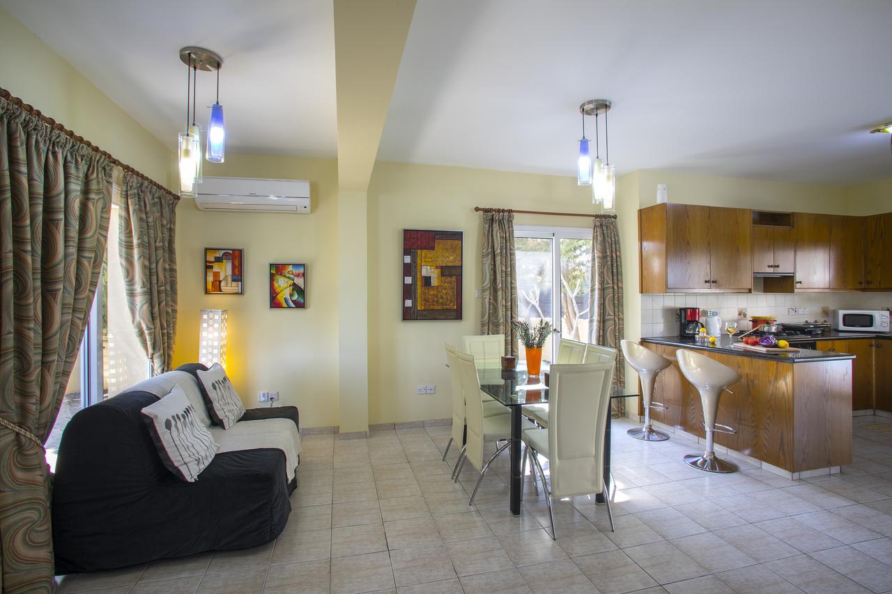 Ayia Napa Tropical Beach Villa Ngoại thất bức ảnh