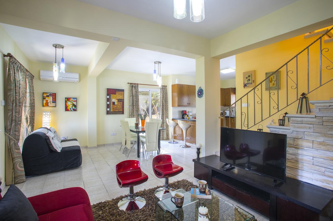 Ayia Napa Tropical Beach Villa Ngoại thất bức ảnh