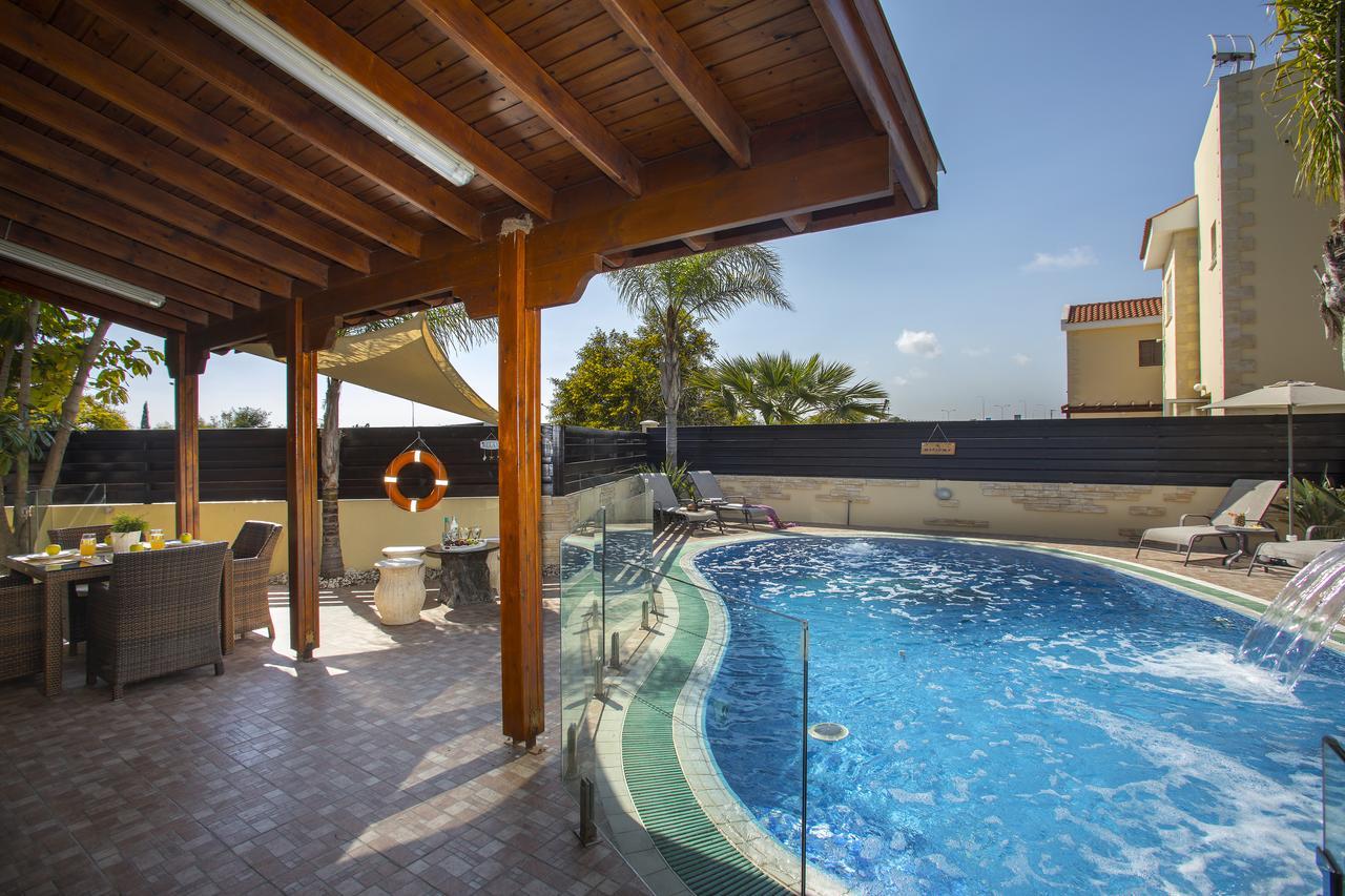 Ayia Napa Tropical Beach Villa Ngoại thất bức ảnh