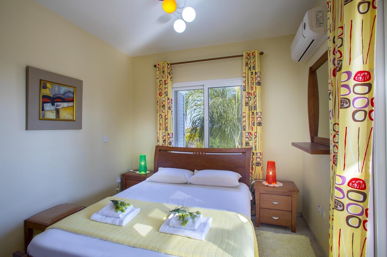 Ayia Napa Tropical Beach Villa Ngoại thất bức ảnh